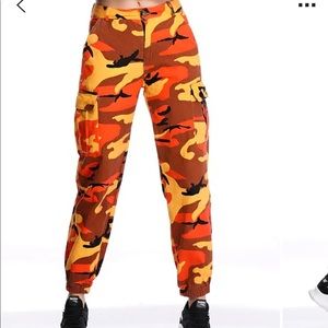 Orange Camo Pants 🍊